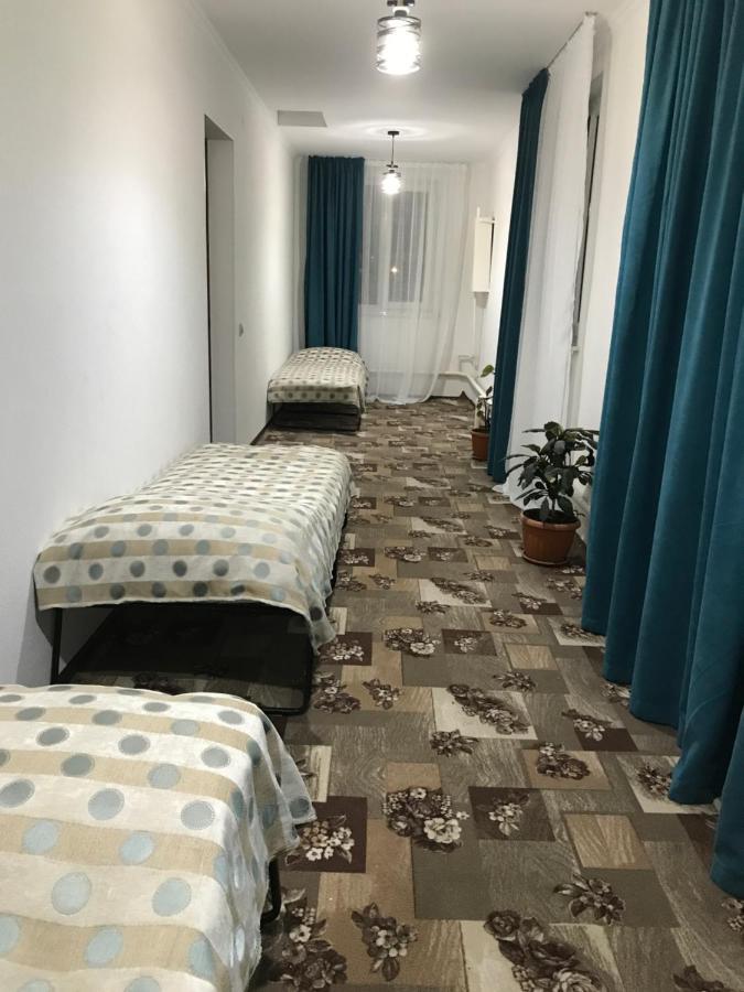 Agyn Guest House Karakol Bagian luar foto